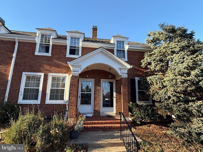 Building Photo - 4654 36th St S