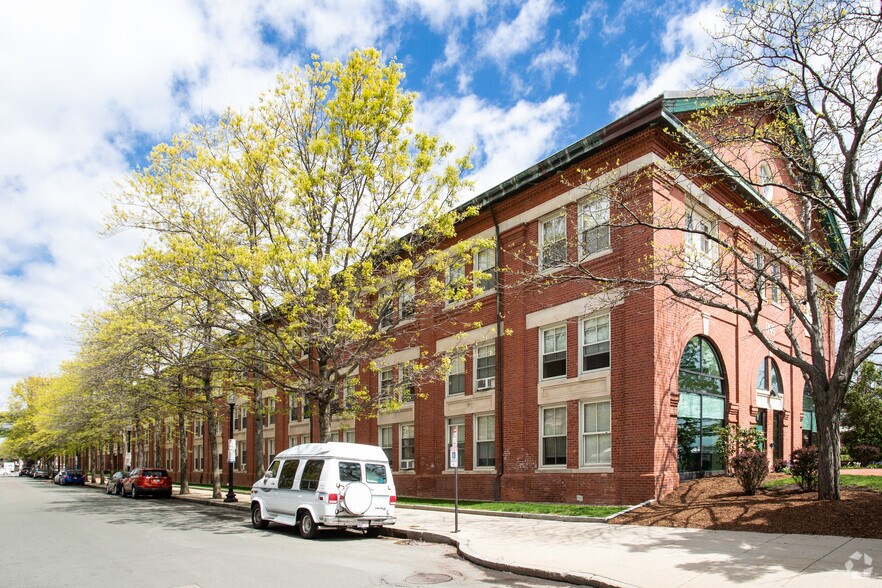 The Anchorage 103 Ninth St Charlestown MA 02129 Apartment Finder