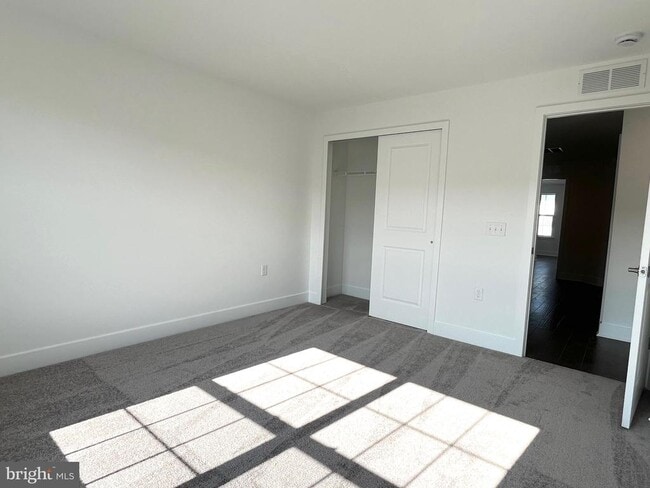 Building Photo - 119 Stoutsburg Blvd