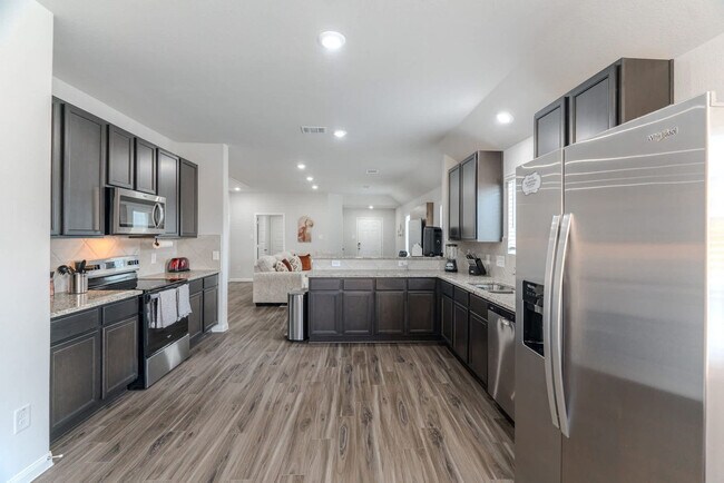 Building Photo - 8110 Alpine Bearberry Dr