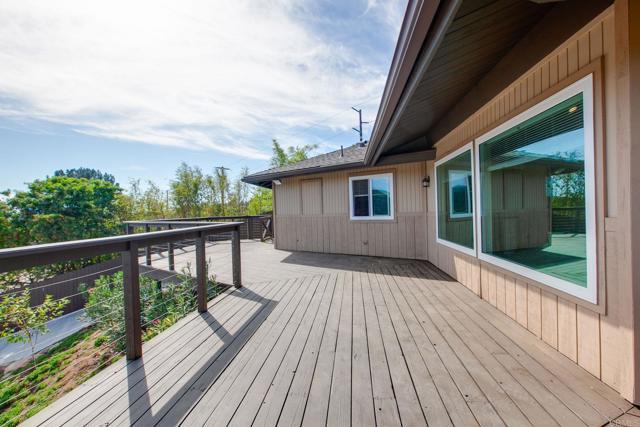 Building Photo - 2916 Anaheim St