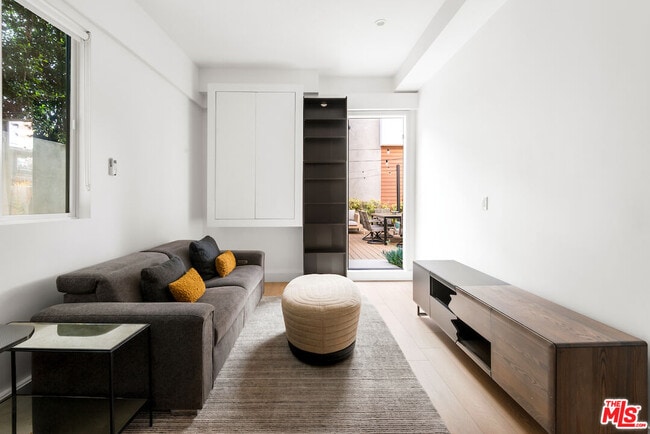 Building Photo - 4211 Ince Blvd