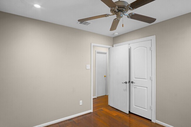 Building Photo - 9022 Durham Manor Ln