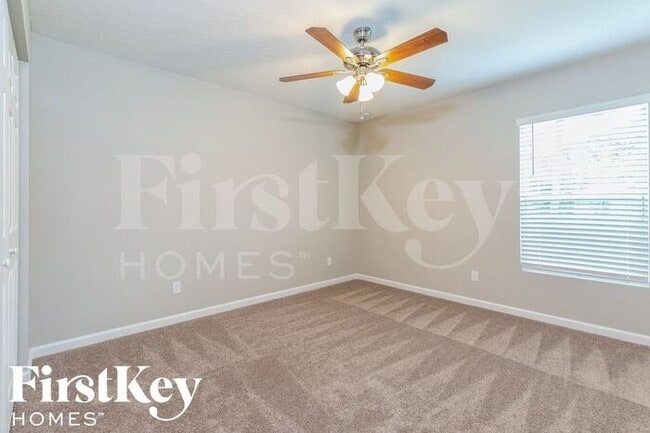 Building Photo - 3391 SW Espanola St