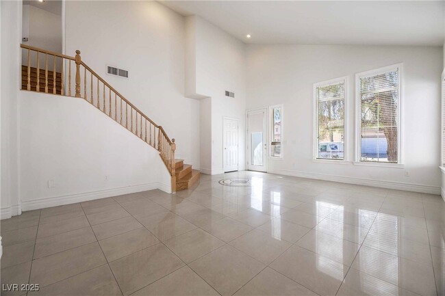 Building Photo - 212 Waterton Lakes Ave