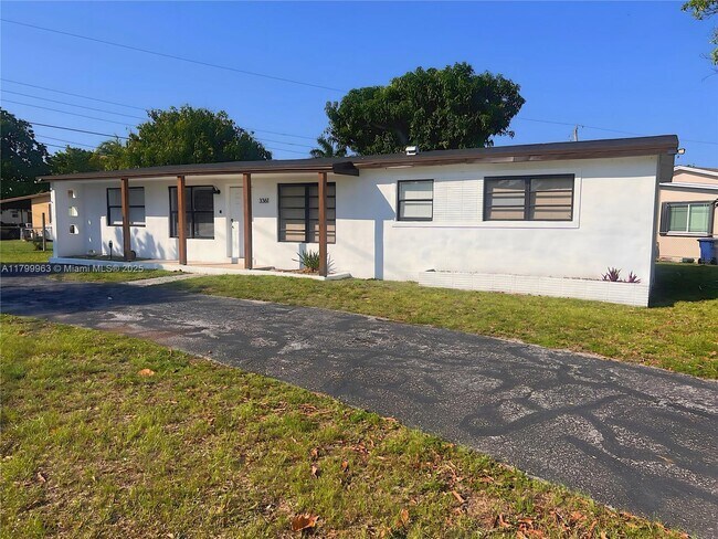 Primary Photo - 3361 NW 5th Pl