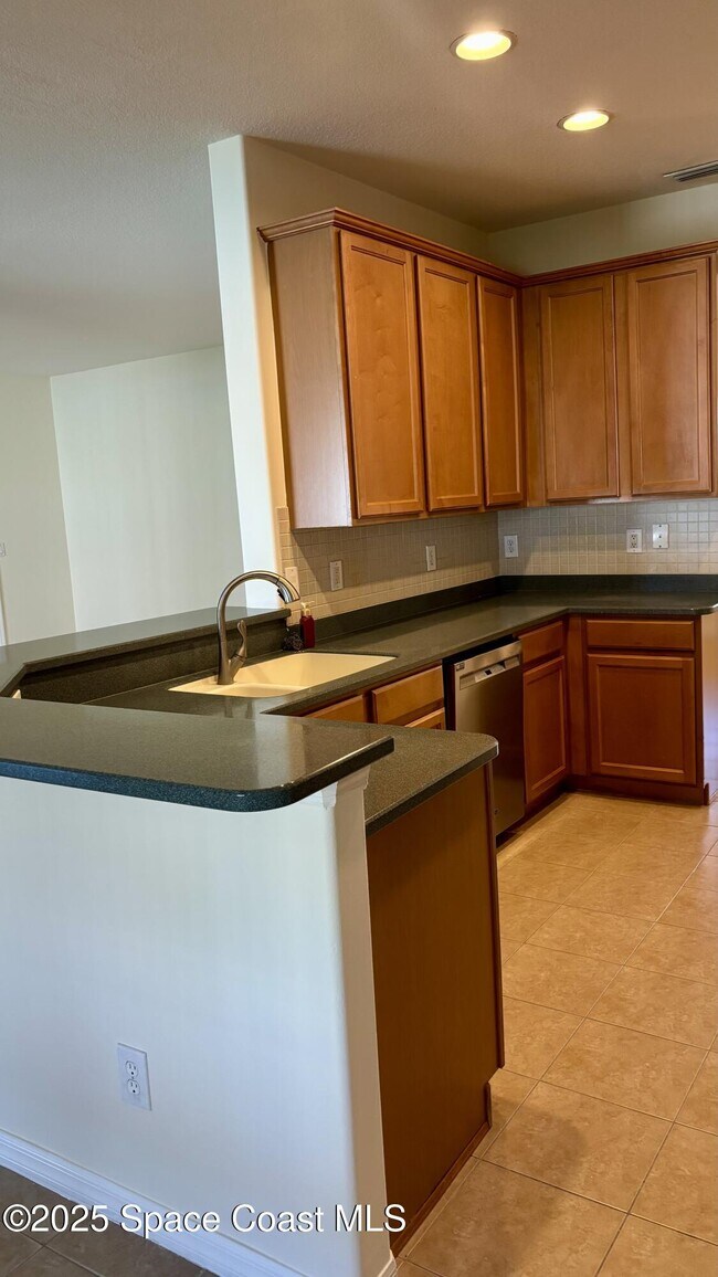 Building Photo - 5317 Indigo Crossing Dr