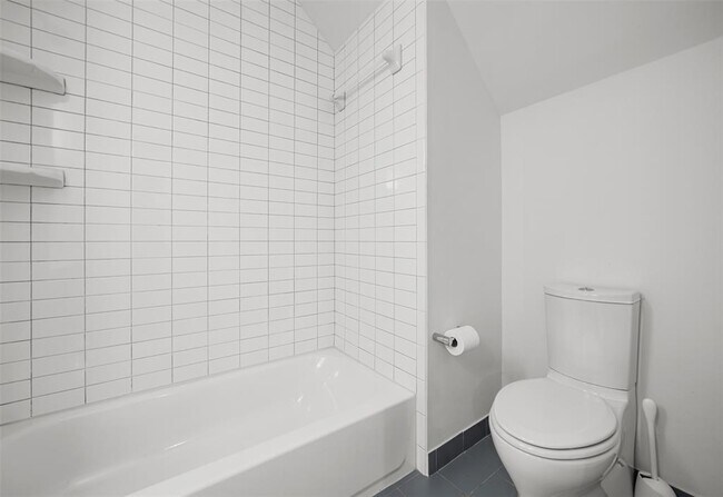 Building Photo - 5001 Shoal Creek Blvd