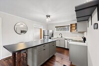 Building Photo - 5312 Slayton Ave