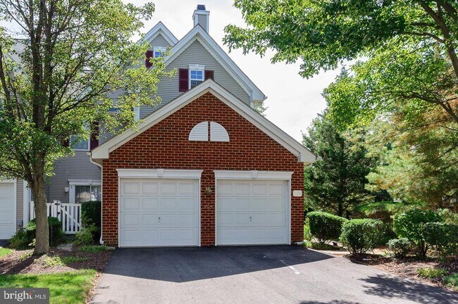 Building Photo - 109 Deer Run Ct