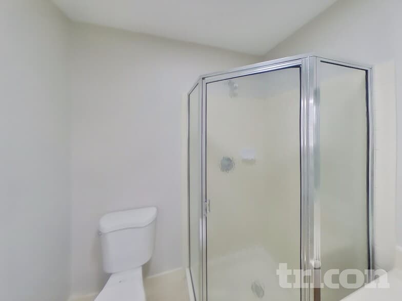 Building Photo - 275 Zieglerville Rd