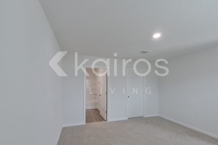 Building Photo - 14250 Ruffian Ave