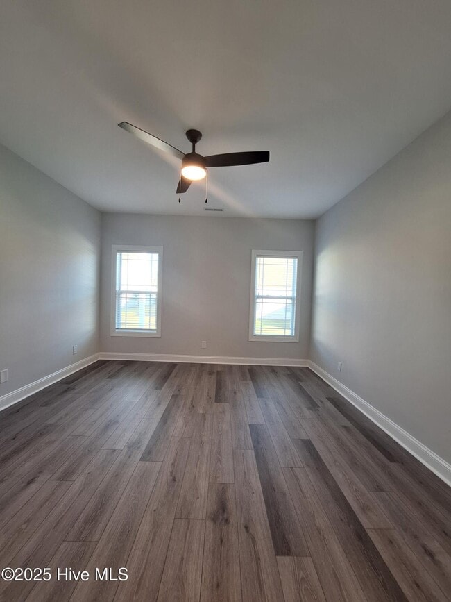 Building Photo - 4230 Laurel Rdg Dr