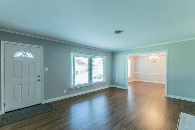 Building Photo - 6804 Springhill Rd