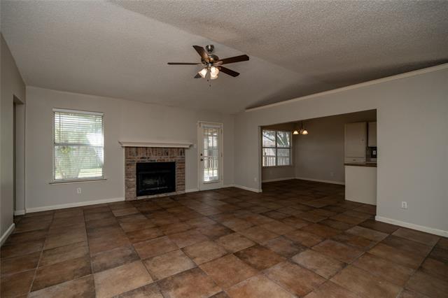 Building Photo - 618 Plainview Dr