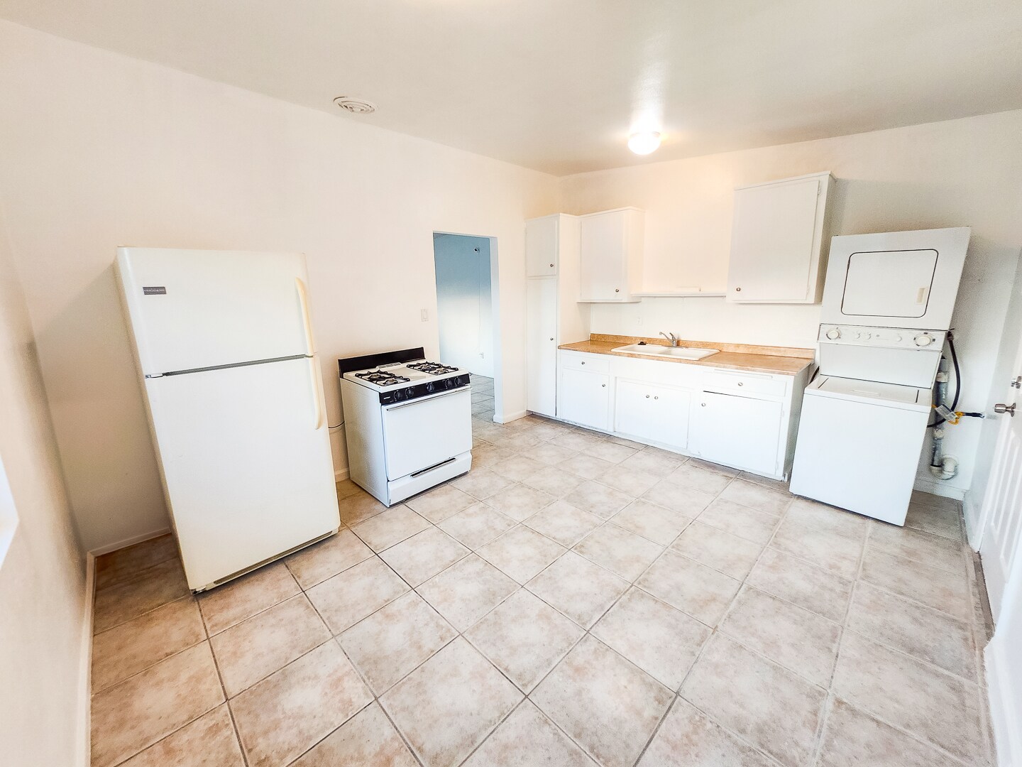 Building Photo - 5527 Baileya Ave