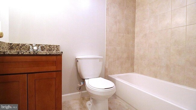 Building Photo - 7228 Fair Oak Dr