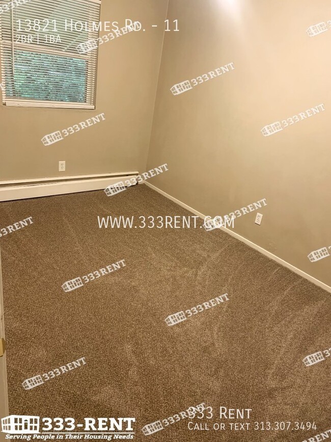 Building Photo - Great apartment located in Martin City