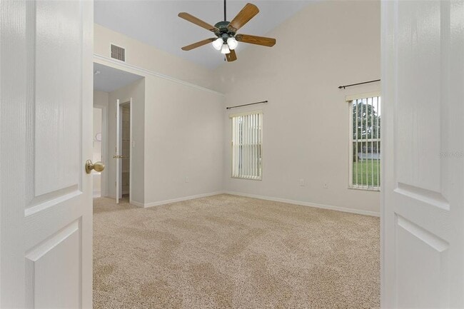 Building Photo - 2936 Twin Oaks Dr