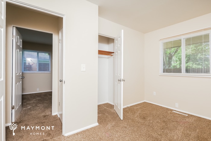 Building Photo - 306 Stubbs Dr