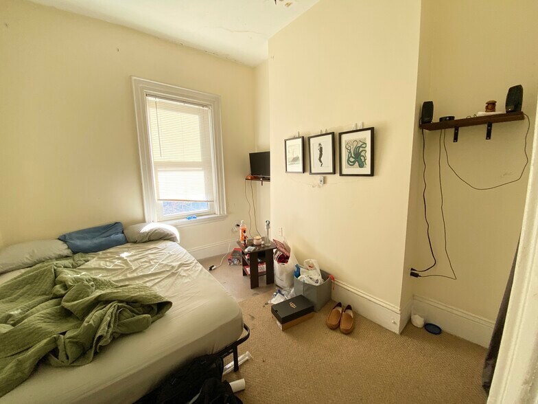 Building Photo - 31 Worthington St