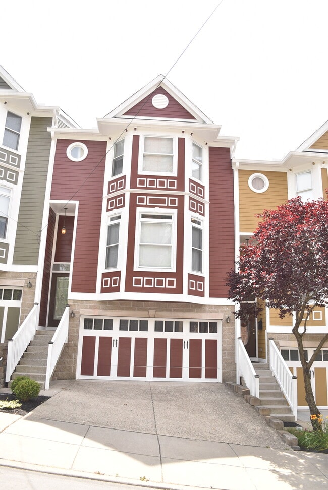 Primary Photo - 2107 Herrick Ave
