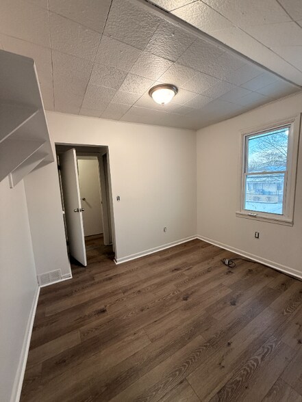 Building Photo - 8468 Timken Ave