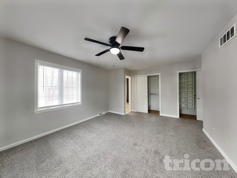 Building Photo - 7035 Montroff Cir