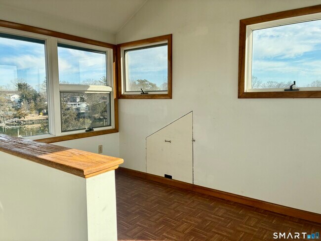 Building Photo - 52 Brown Rd