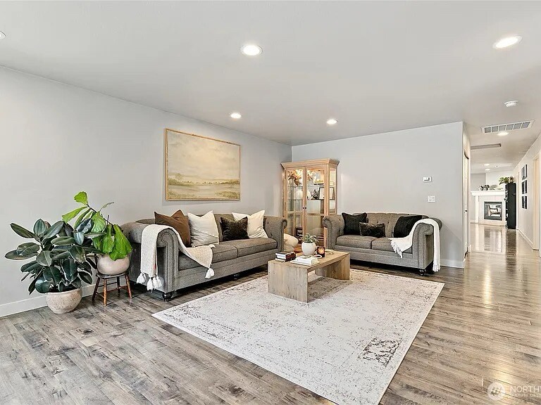 Building Photo - 33516 42nd Ave S