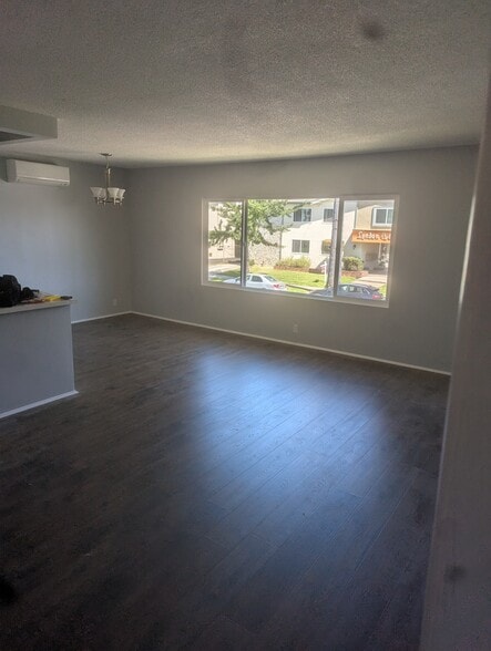 Primary Photo - 1311 Lyndon St