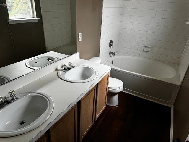 Building Photo - 1401 Kilkenny Dr