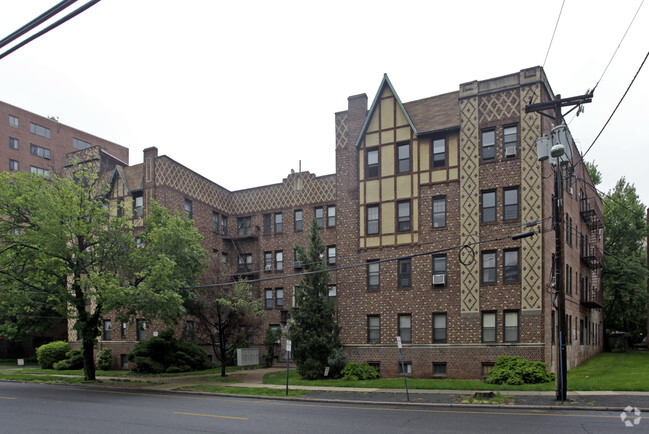 Building Photo - Sheldon Arms