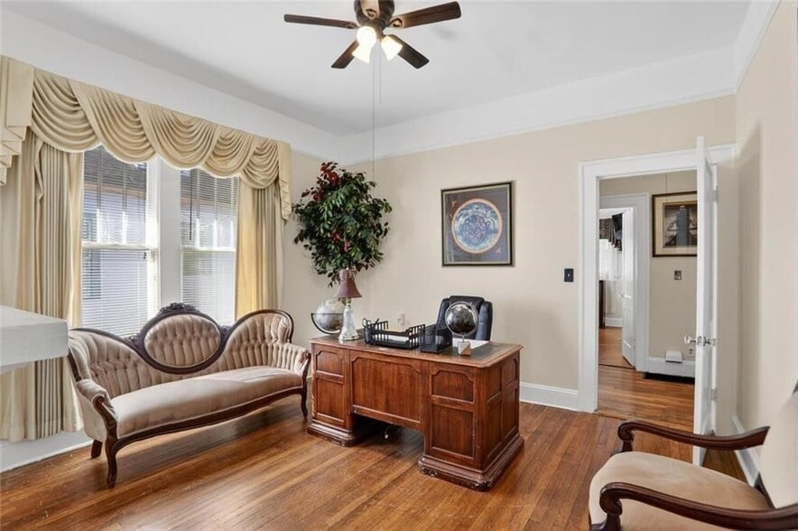 Building Photo - 203 Winter Ave