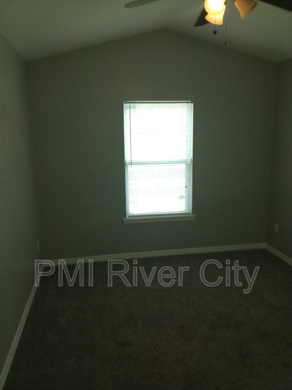 Building Photo - 818 Filmore Ln