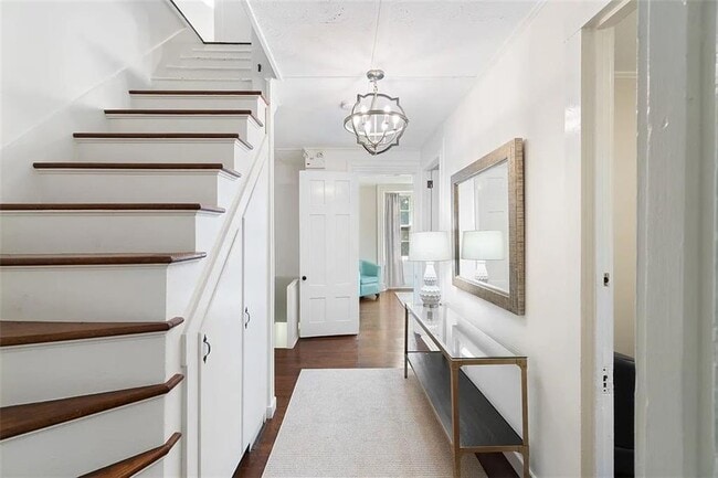 Building Photo - 77 Coggeshall Ave