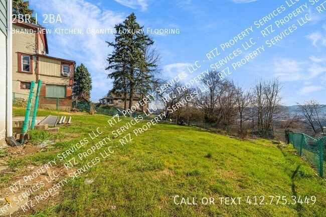 Building Photo - 705 Burbridge St