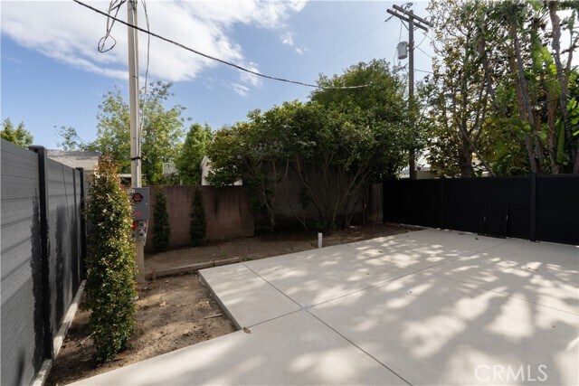 Building Photo - 13500 Bessemer St