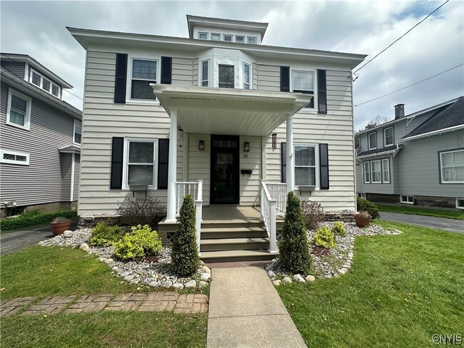 Primary Photo - 15 Hillside Ave