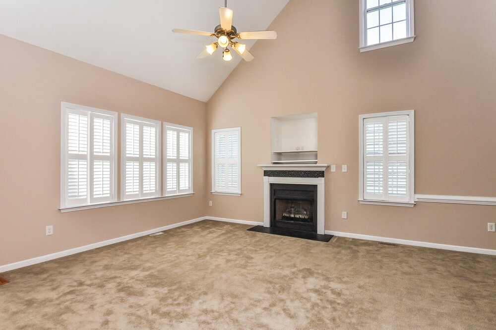 Building Photo - 3612 Willowtree Ln
