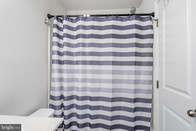 Building Photo - 28971 St Thomas Blvd