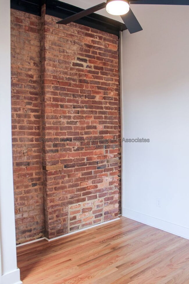 Building Photo - 6 Zebulon Street