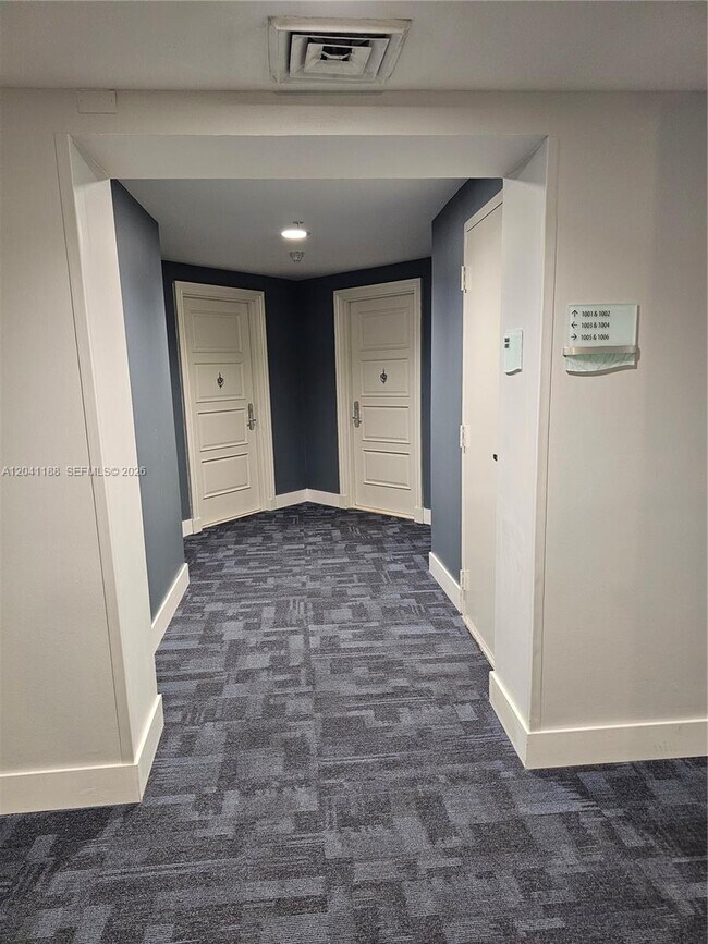 Building Photo - 150 Sunny Isles Blvd