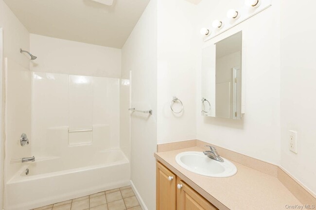 Building Photo - 105 Flurry Ln