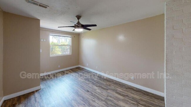 Building Photo - 4947 63rd St