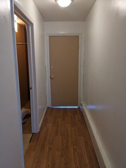 Building Photo - 1127 N 3rd St