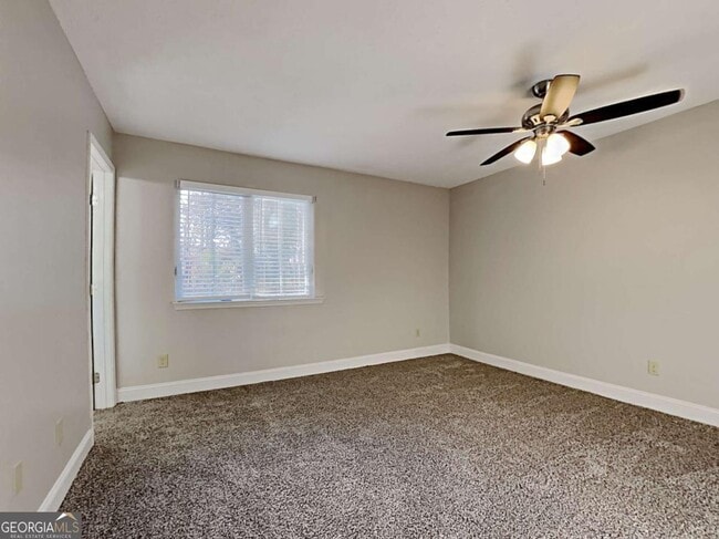 Building Photo - 968 Country Oaks Ct
