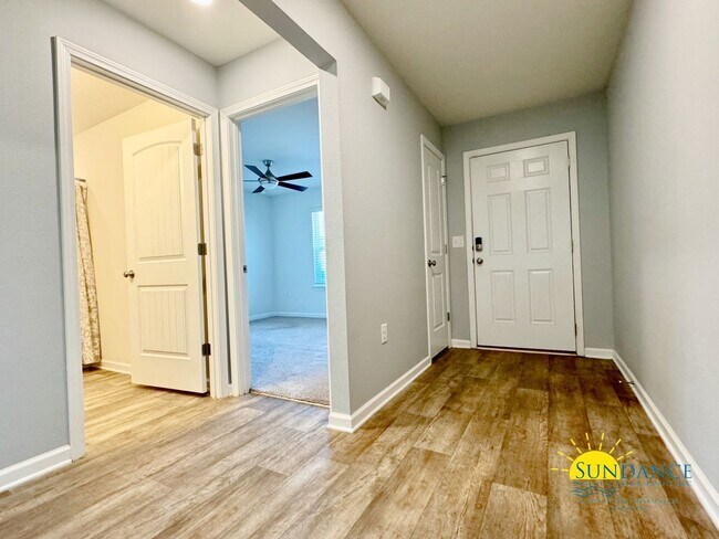 Building Photo - 813 Moorhen Wy