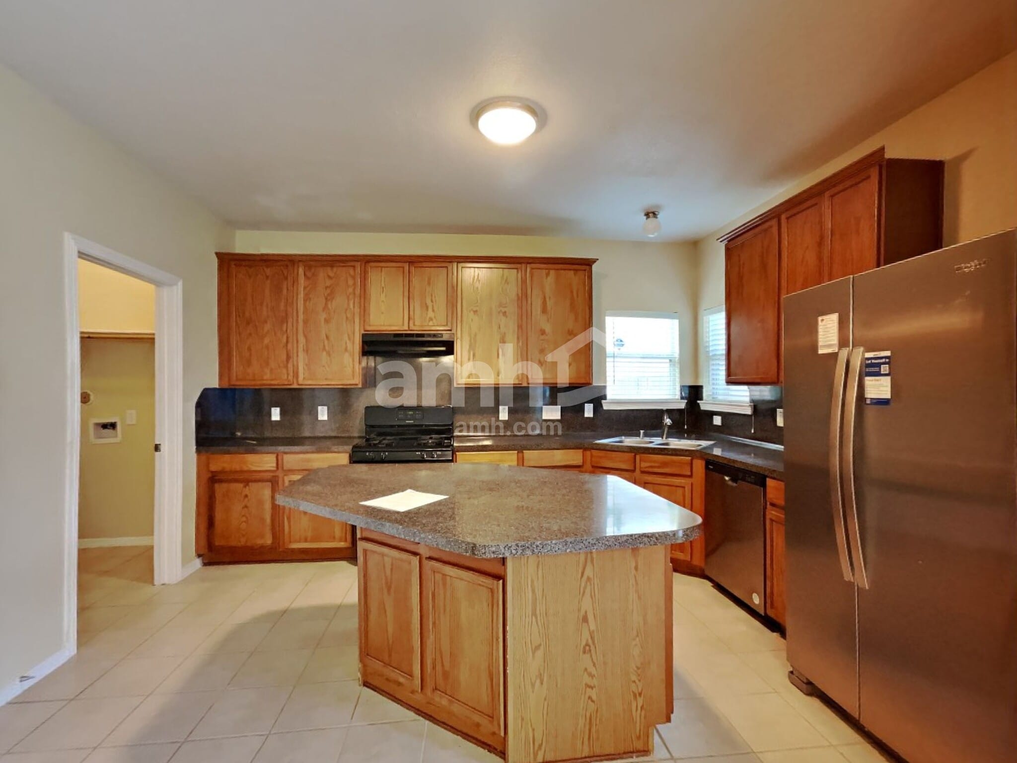 Building Photo - 1101 Shadow Glenn Dr