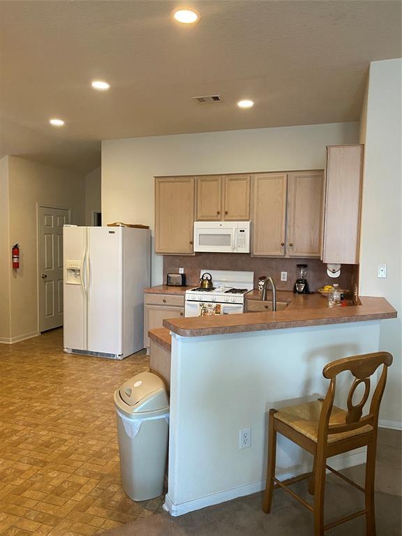 Building Photo - 14123 Curry Creek Ln